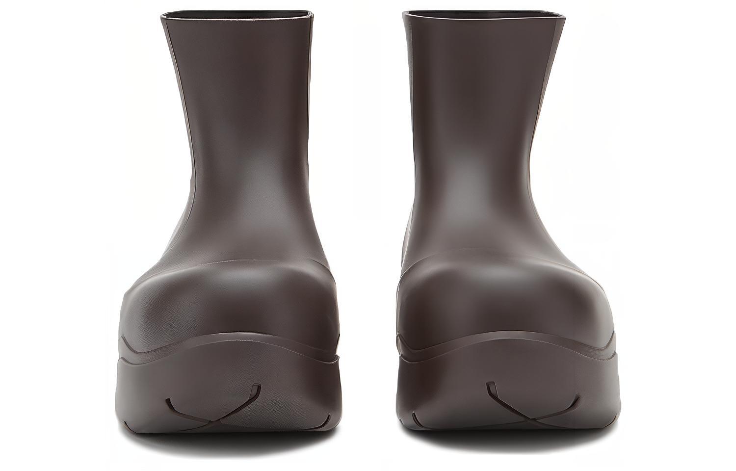 Lookbook Bottega Veneta Puddle Boot 'Coffee Brown' 640043V00P02113