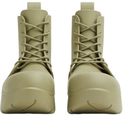 Bottega Veneta Puddle Rubber Boot 'Tali Fashion Hijau' 716201V00P03025 Lookbook Bottega Veneta Puddle Rubber Boot 'Tali Fashion Hijau' 716201V00P03025