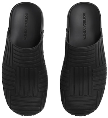 보테가 베네타 블랙 러버 클로그 슬라이드 690104-V1O60-1000 Lookbook 보테가 베네타 블랙 러버 클로그 슬라이드 690104-V1O60-1000