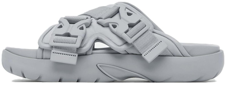 葆蝶家 時尚露趾 一字拖鞋 男款 灰色 Buy 葆蝶家 時尚露趾 一字拖鞋 男款 灰色