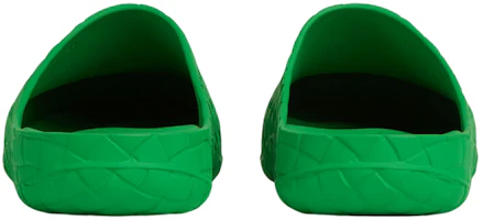 Lookbook Bottega Veneta Sandal ''Green Platform'' Platform Hijau. 741339V11T03708