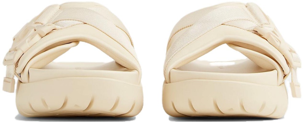 ボッテガ・ヴェネタ スライド「シーソルト」 754218V3C419031 Order ボッテガ・ヴェネタ スライド「シーソルト」 754218V3C419031