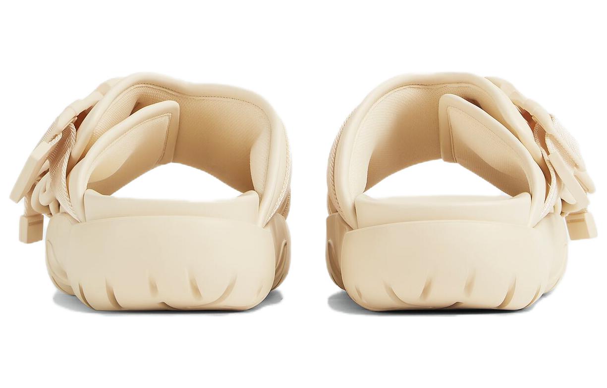 Lookbook ボッテガ・ヴェネタ スライド「シーソルト」 754218V3C419031