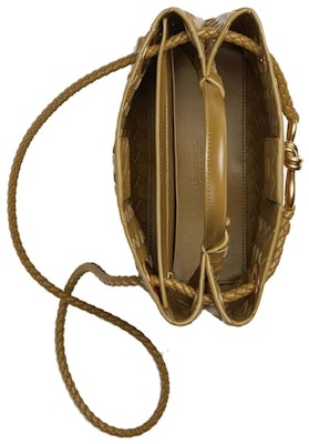 葆蝶家 小号 Andiamo 橡果款 Lookbook 葆蝶家 小号 Andiamo 橡果款