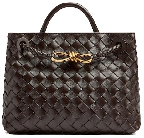 bottega-veneta-small-andiamo-fondant