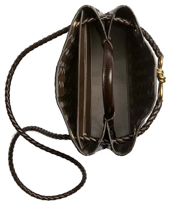 Bottega Veneta 小号 Andiamo 浓情棕色包包 Lookbook Bottega Veneta 小号 Andiamo 浓情棕色包包