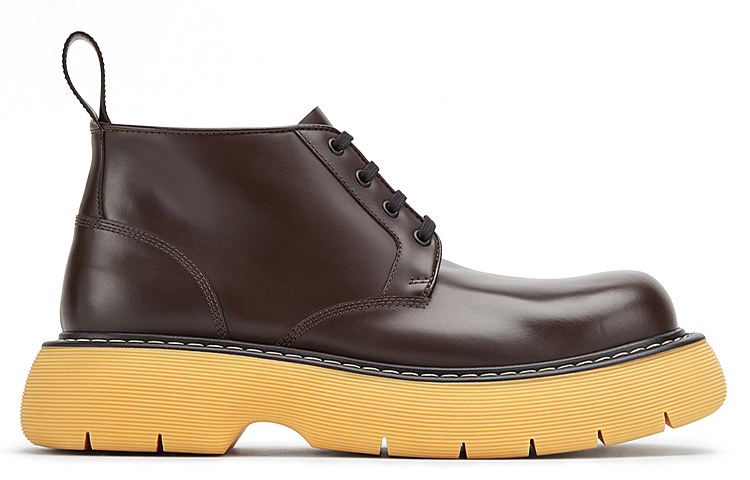 Order 보테가 베네타 스웰 레이스업 앵클 부츠 '에보니' 651256V00H02062