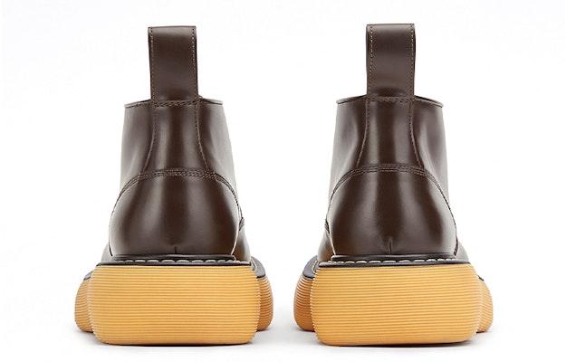 보테가 베네타 스웰 레이스업 앵클 부츠 '에보니' 651256V00H02062 Purchase 보테가 베네타 스웰 레이스업 앵클 부츠 '에보니' 651256V00H02062