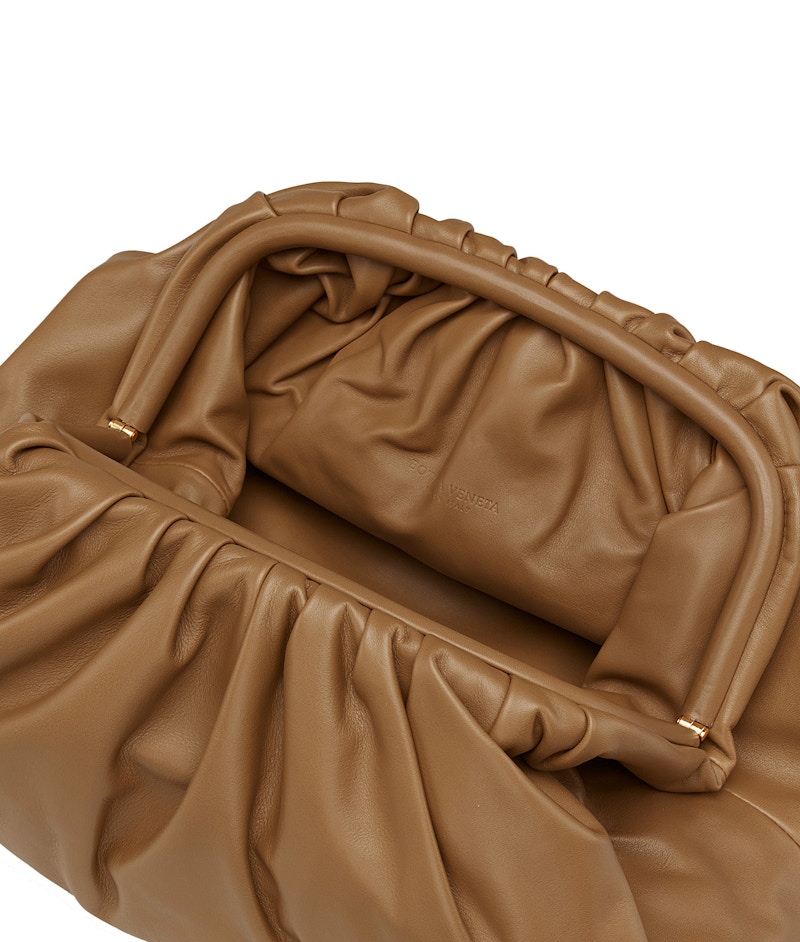 Lookbook Bottega Veneta The Pouch Butter Calf Color Camel