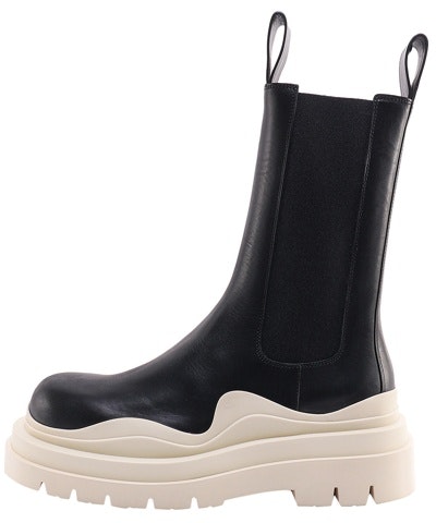 bottega-veneta-tire-chelsea-boot-black-calfskin-630284-vbs-501369