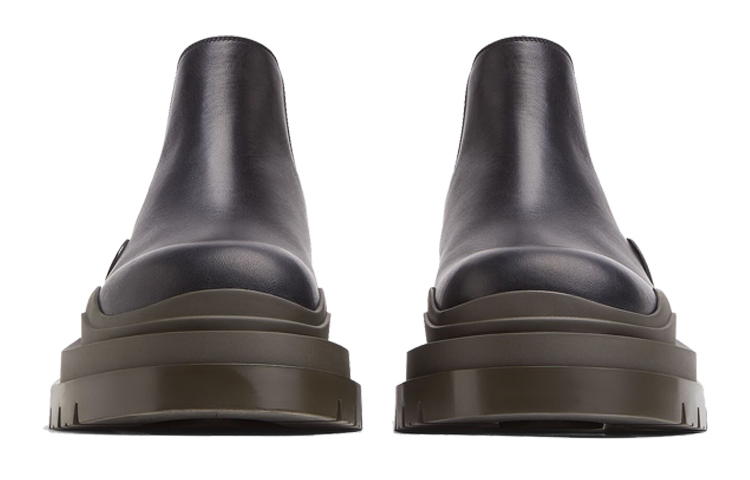 Shop ボッテガヴェネタ タイヤブーツ (ブラックキャンピング) 630281-VBS50-1291