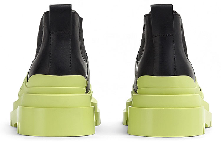 Shop ボッテガヴェネタ タイヤブーツ (ブラックシーグラス) 630281-VBS50-1273