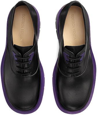 Bottega Veneta Tire Lace-Up 'Hitam Plum' 667073VBS501395 Lookbook Bottega Veneta Tire Lace-Up 'Hitam Plum' 667073VBS501395