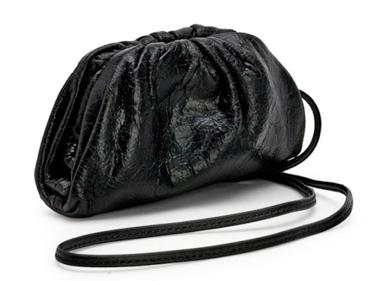 Bottega Veneta x DSM Charm Hitam Order Bottega Veneta x DSM Charm Hitam