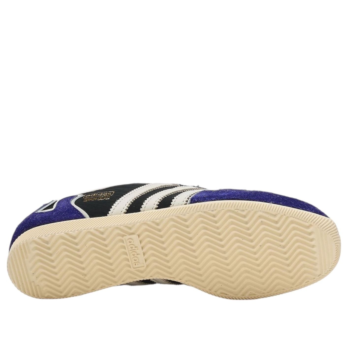 Sizing Brain Dead x adidas 日本版 '黑色暖香草' JQ9214