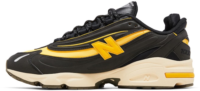 Bricks & Wood x New Balance 1000 'A Different Bounce' Sneakers Indonesia M1000BD1 Lookbook Bricks & Wood x New Balance 1000 'A Different Bounce' Sneakers Indonesia M1000BD1