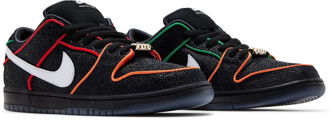 Bronx Girls Skate x Nike Dunk Low SB ''Mel & Kava'' Kasut Wanita. HV1664-001 2