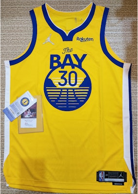 BRONZE56K x Reebok G-Unit G6 'Putih Cobalt' 10-108362 Lookbook BRONZE56K x Reebok G-Unit G6 'Putih Cobalt' 10-108362