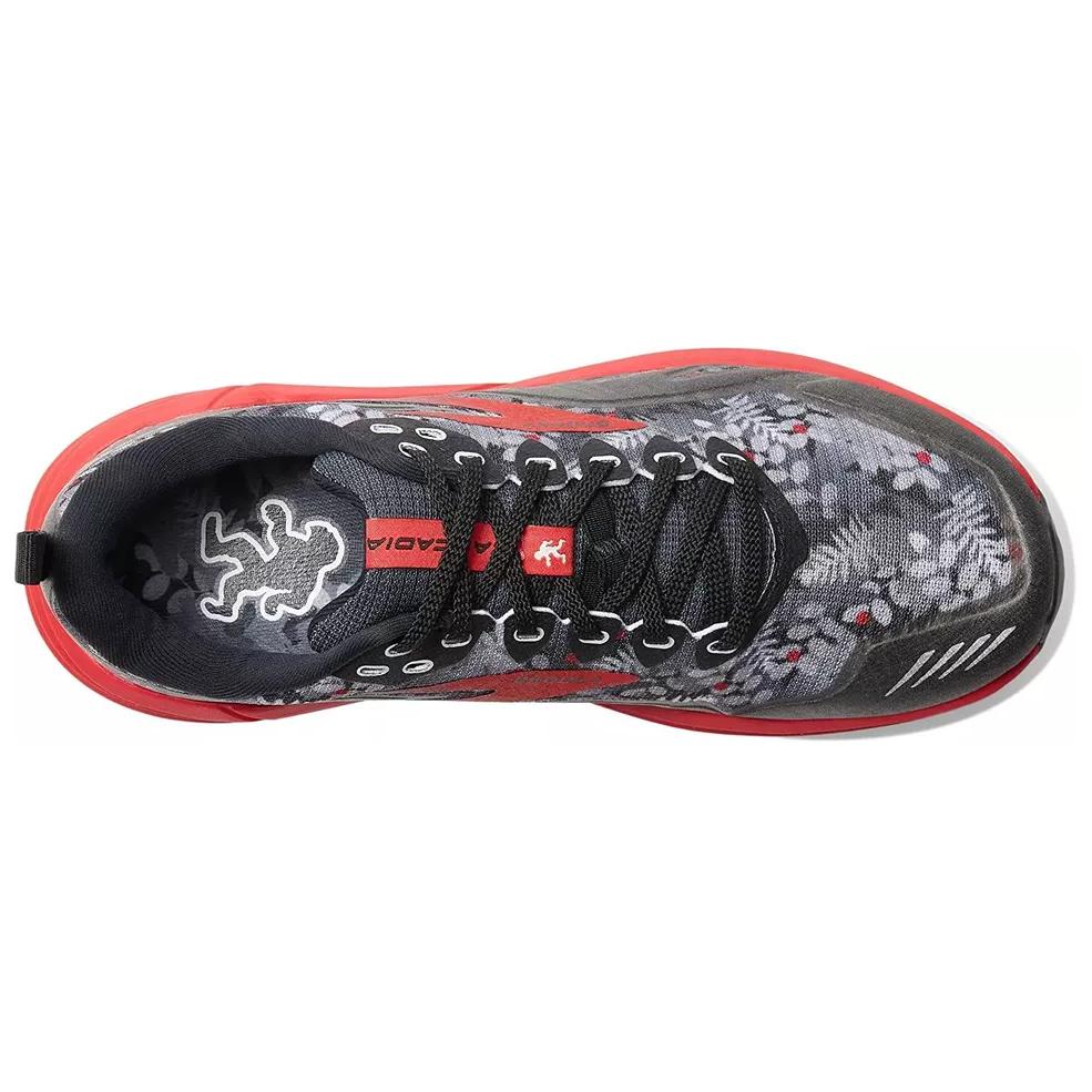 Lookbook Brooks Cascadia 16 'Hitam Merah' 110376-008
