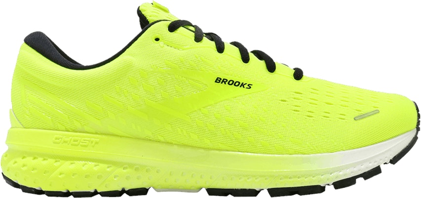 brooks-ghost-13-nightlife