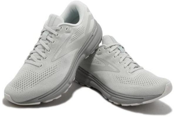 Brooks Ghost 15 '绿色宁静 - 幻影' 运动鞋 110393-1D-136 Shop Brooks Ghost 15 '绿色宁静 - 幻影' 运动鞋 110393-1D-136