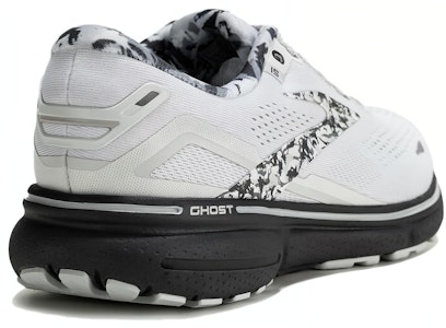 Brooks布魯克斯 Ghost 15 減震耐磨 低幫 跑步鞋 男款 淺灰黑 Lookbook Brooks布魯克斯 Ghost 15 減震耐磨 低幫 跑步鞋 男款 淺灰黑