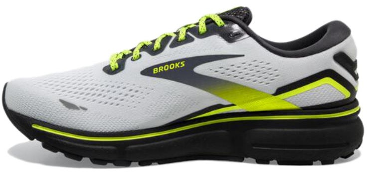 brooks-ghost-15-white-nightlife