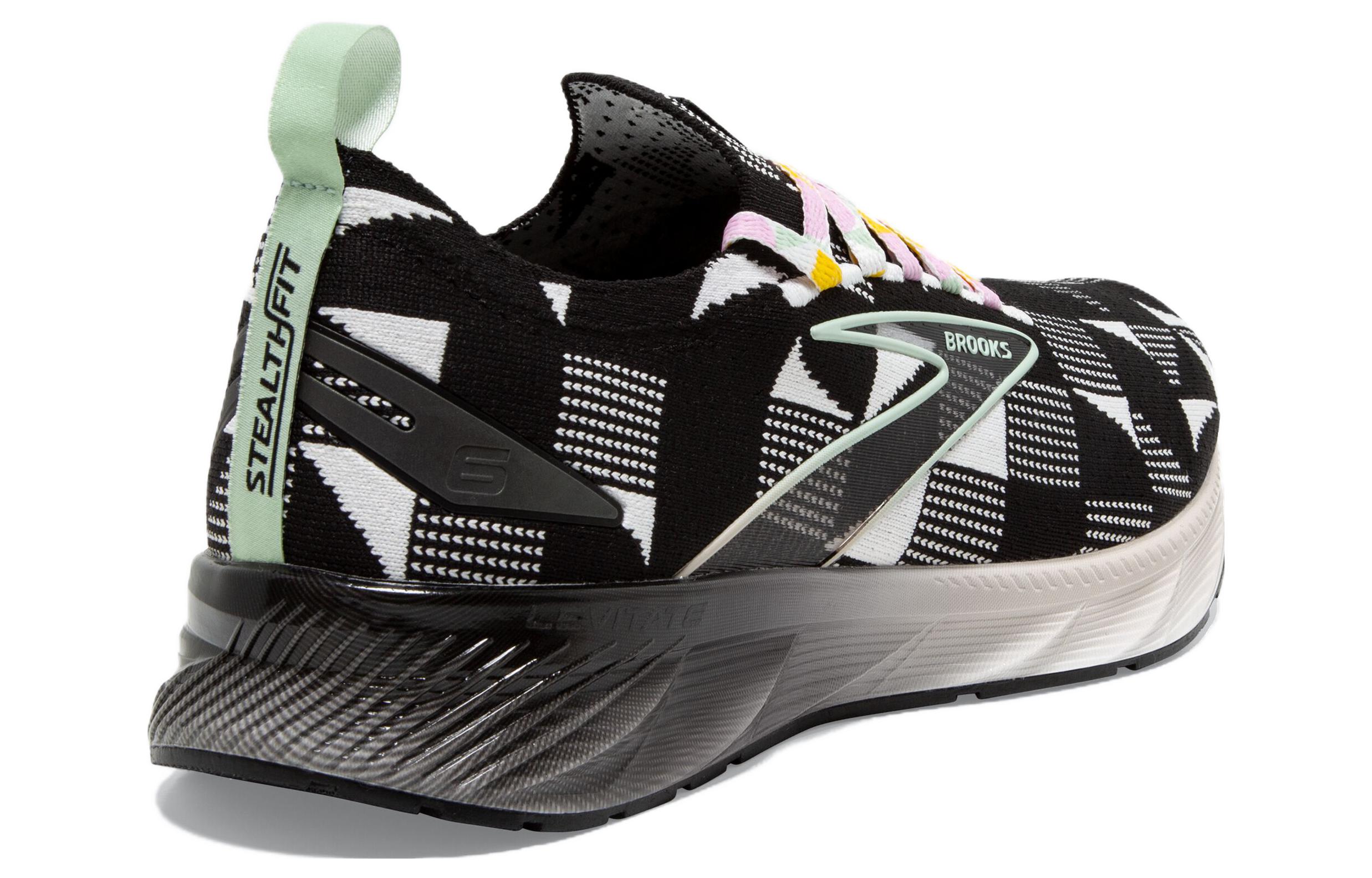 Shop Brooks Levitate StealthFit 6 'Checkered - Hitam Putih' 110397-1D-053