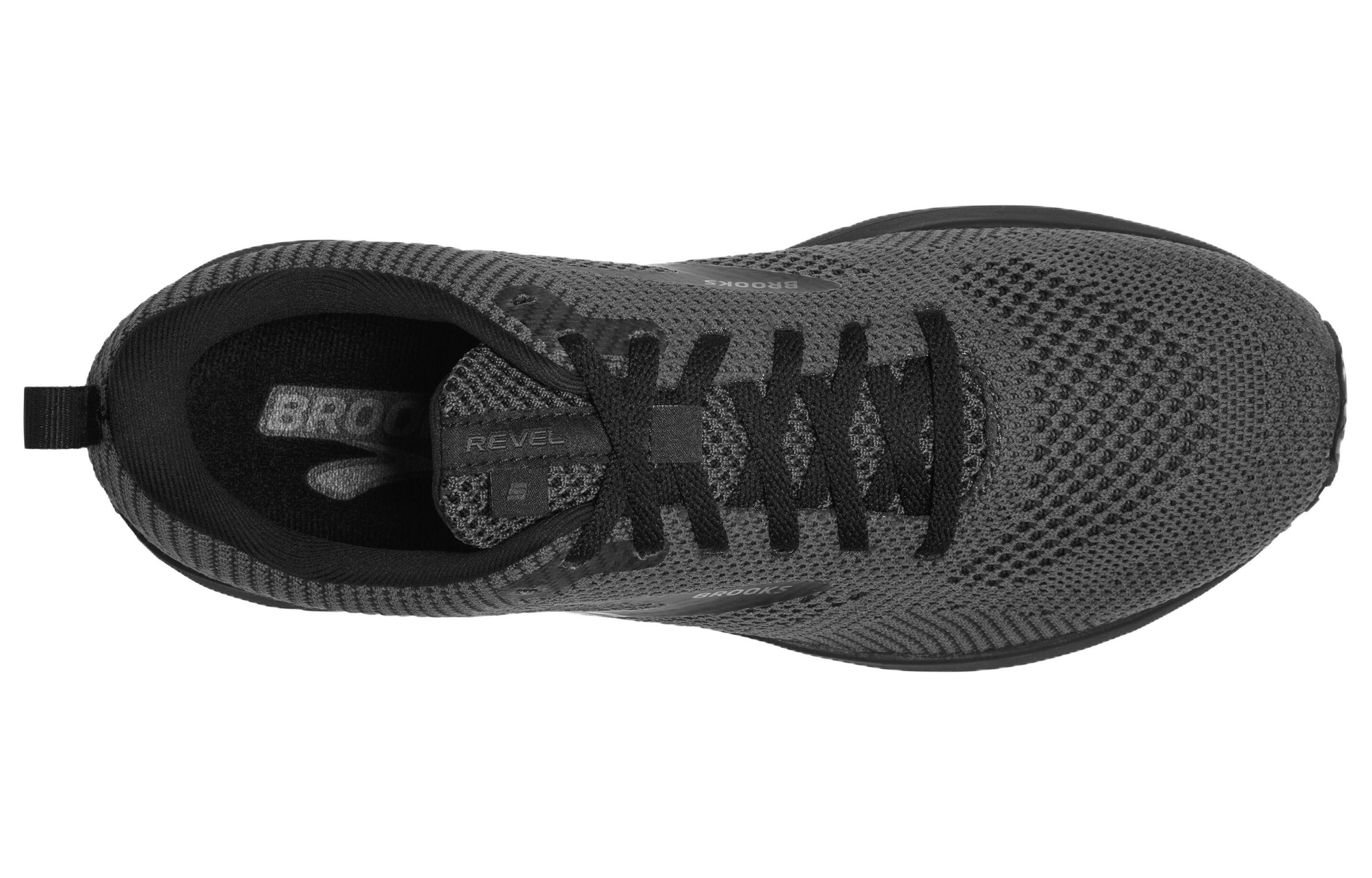 Shop ブルックス Revel 5 グレー 110374-038