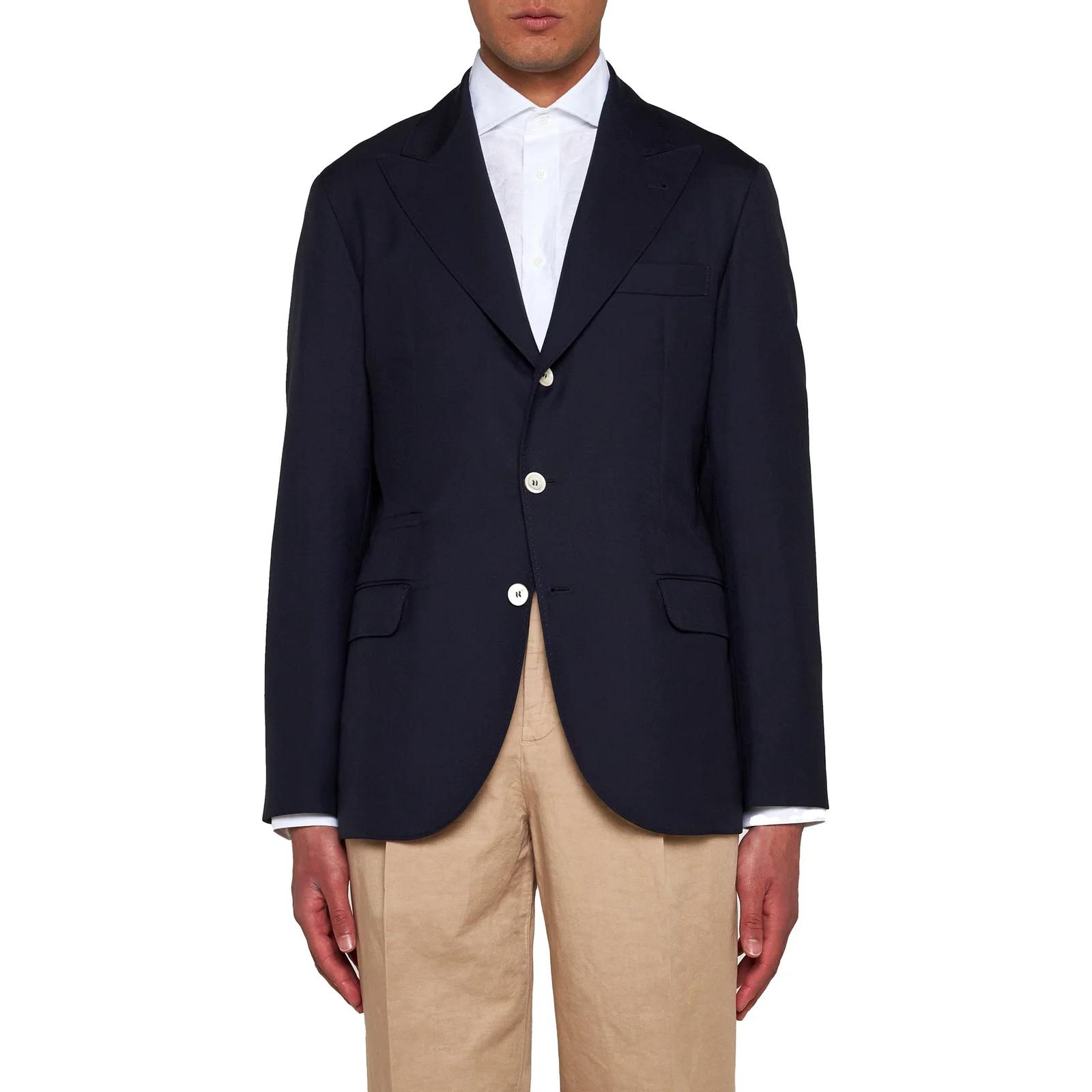 Shop Brunello Cucinelli 深藍色修身單排扣西裝外套。 MB4077BFDE-C005