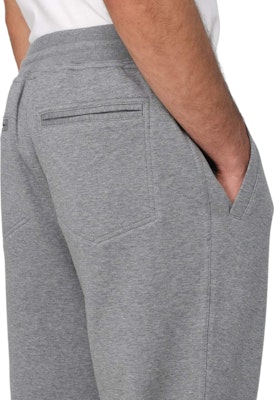 Brunello Cucinelli 灰色中腰休閒慢跑褲 固色設計。 MM8313233G-C1253 Sizing Brunello Cucinelli 灰色中腰休閒慢跑褲 固色設計。 MM8313233G-C1253