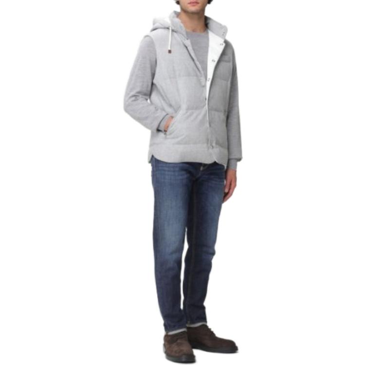 Lookbook Brunello Cucinelli 灰色純色圓領長袖針織毛衣 M2400100-CZ621