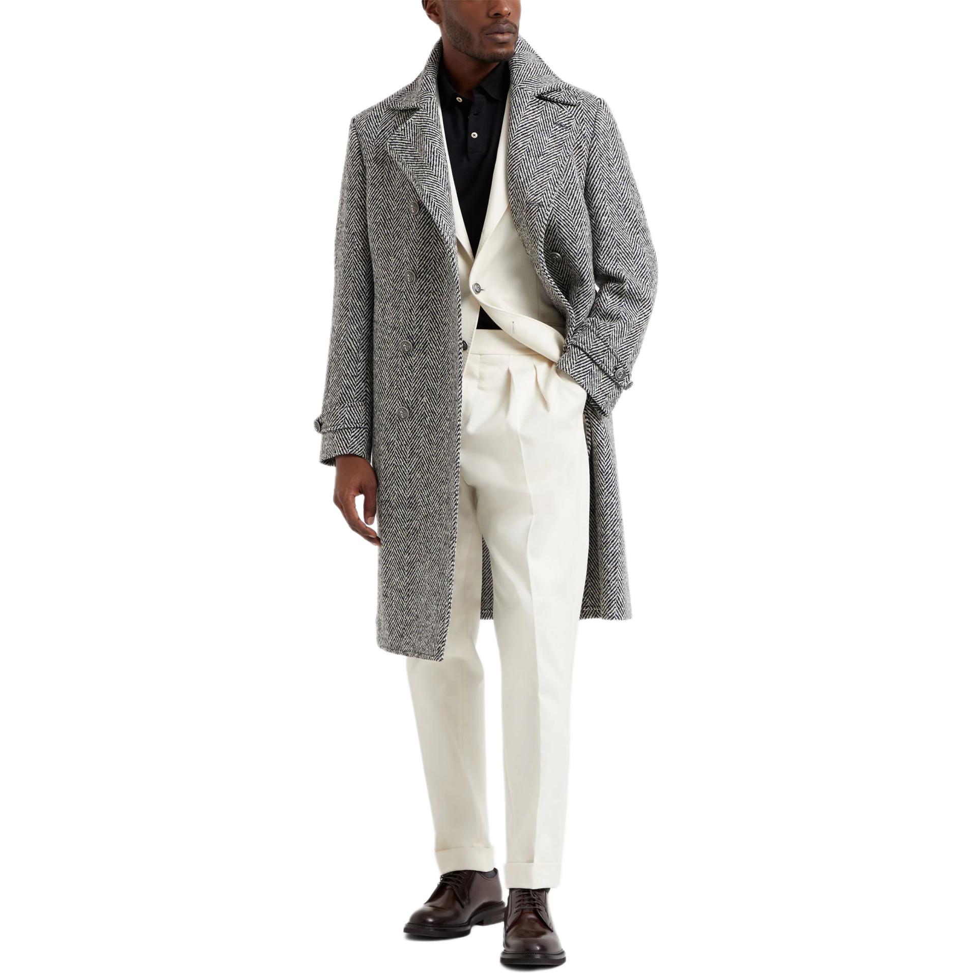 Shop 布魯內洛庫奇內利男士黑色修身POLO衫搭配徽標章。 ME8548770-CGB88