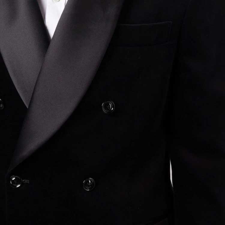 Sizing 브루넬로 쿠치넬리 FW23 블랙 벨벳 더블 브레스티드 수트. ML479AS35-CI881