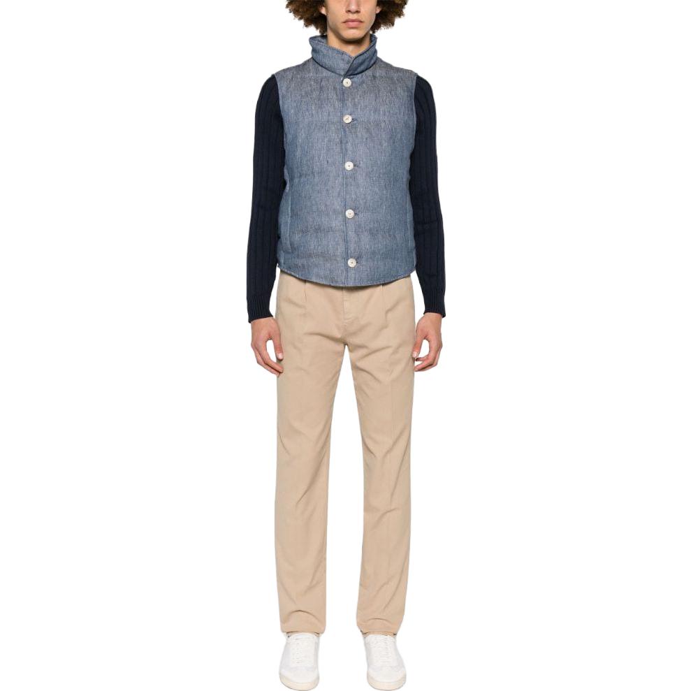 Lookbook 布鲁内罗·库奇内利FW23深蓝色羽绒马甲无袖休闲夹克。 MS4981852-CJM90