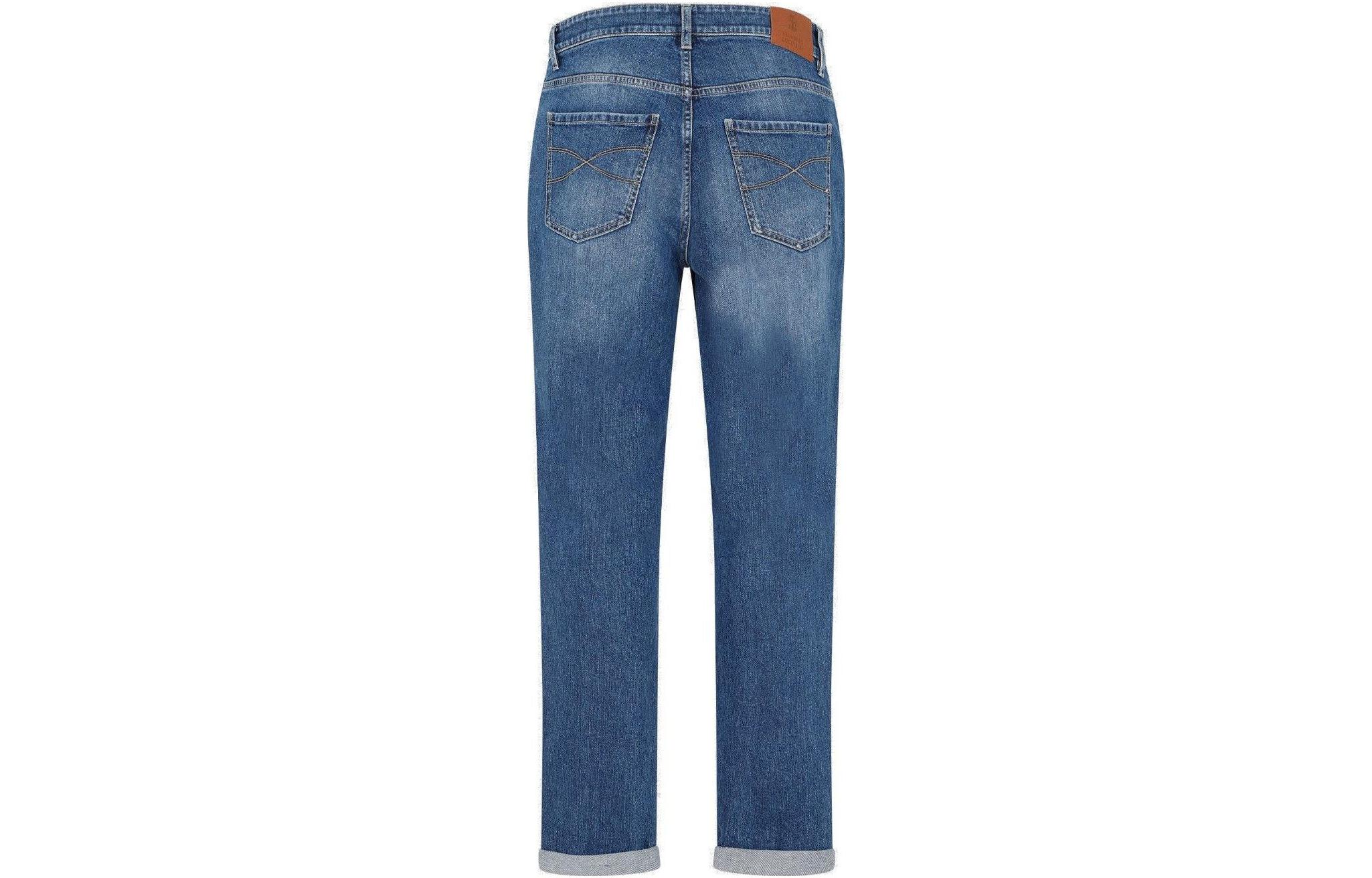 Lookbook Brunello Cucinelli SS23 中腰直筒藍色牛仔褲。 M283PD3210-C1471