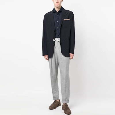 Brunello Cucinelli SS23 藍色單排扣純色西裝外套 MD4796165CSM19 Lookbook Brunello Cucinelli SS23 藍色單排扣純色西裝外套 MD4796165CSM19