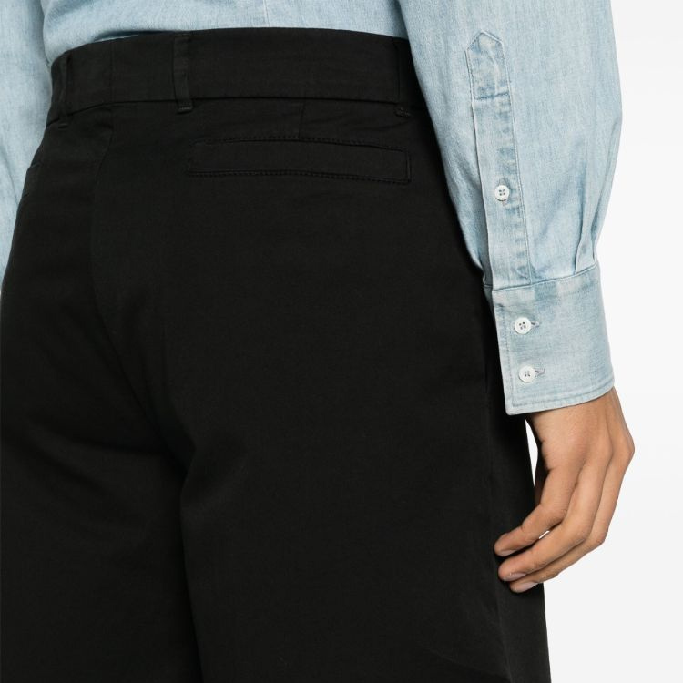 Details for Brunello Cucinelli SS24 黑色纯色拉链口袋百慕大短裤休闲款 M289LU0010-C101