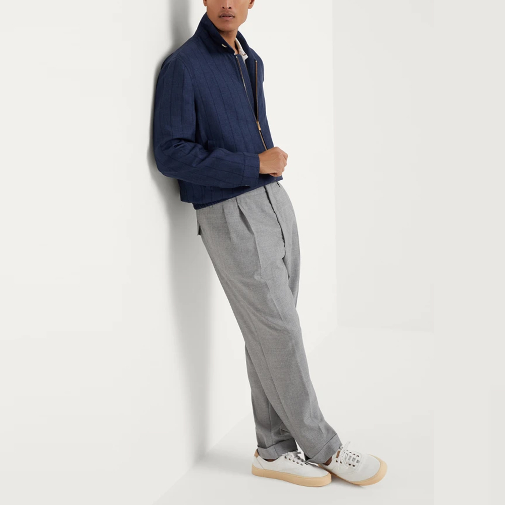 Shop Brunello Cucinelli SS24 灰色寬鬆休閒褲附拉鍊口袋 MP407S2450-C00I