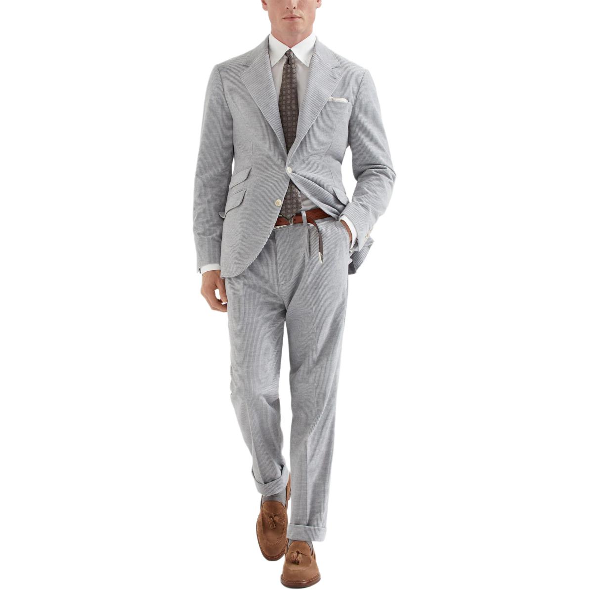 Lookbook Brunello Cucinelli SS24 浅灰色休闲单排扣西装外套。 MY4767BWD-C021