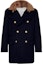 Order Brunello Cucinelli SS24 Mantel Biru Navy Double-Breasted dengan Kerah Bulu. MM4006341-CUS09
