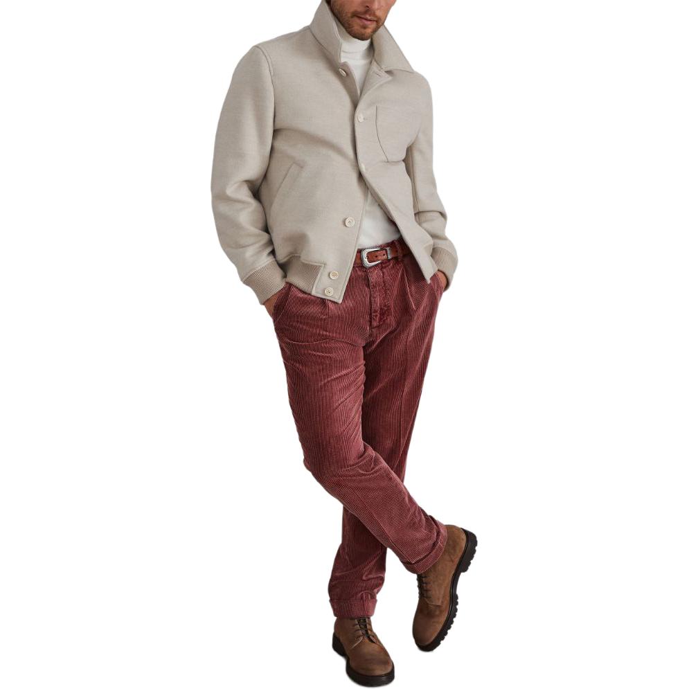 Lookbook Brunello Cucinelli SS24 Seluar Kasual Corduroy Merah Potongan Tirus. M280DE1450-C6324