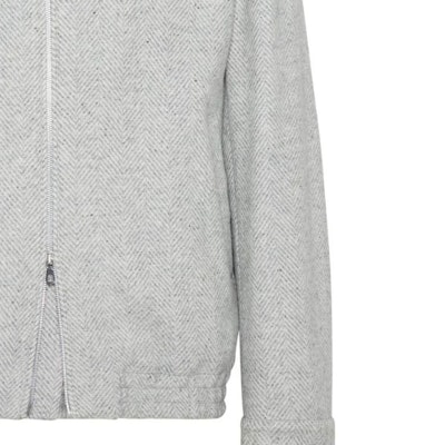 Brunello Cucinelli SS24 男款灰色人字紋拉鍊長袖外套 MY4436379-CSD26 Sizing Brunello Cucinelli SS24 男款灰色人字紋拉鍊長袖外套 MY4436379-CSD26
