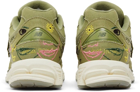 브라이언 자일스 x 뉴발란스 2002R "이제 뭐?" M2002RAG Details for 브라이언 자일스 x 뉴발란스 2002R "이제 뭐?" M2002RAG