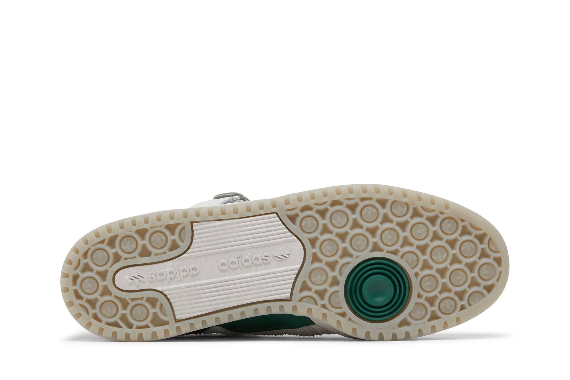 Shop BSTN x adidas フォーラム 84 ロー "パナティナイコス" GX6804