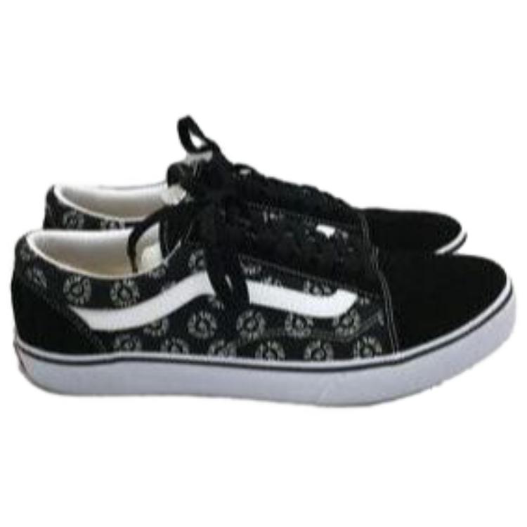 Shop BUMP OF CHICKEN×Vans Old Skool "ブラック" 611433-0001