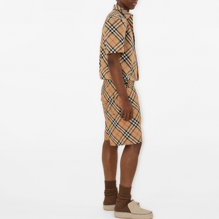 Burberry  Beige Check Print Single-Breasted Short-Sleeve Shirt. 80876371 圖 6