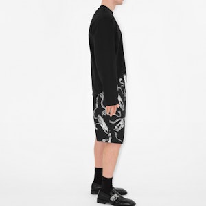 巴宝莉黑色链条印花圆领长袖卫衣 80882071 Details for 巴宝莉黑色链条印花圆领长袖卫衣 80882071