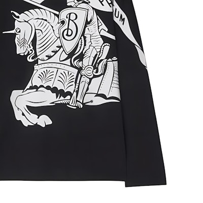 버버리 블랙 코튼 크루넥 스웻셔츠 스트라이프 프린트 디자인. 80951571 Sizing 버버리 블랙 코튼 크루넥 스웻셔츠 스트라이프 프린트 디자인. 80951571