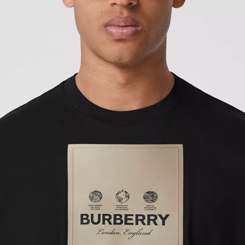 Sizing バーバリー ブラック クルーネック Tシャツ ロゴ＆パッチディテール付き. 80570991